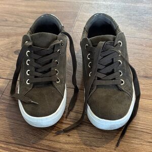 Liz Claiborne Brown Suede Lace-Up Sneakers